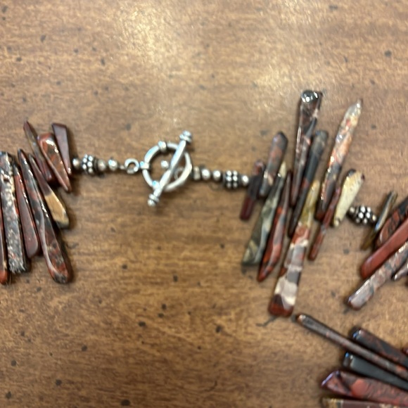 Brown stone necklace - Picture 2 of 3